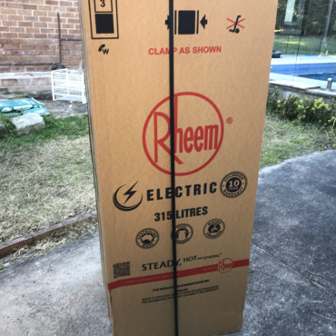 Rheem 492315 315L Electric Hot Water System Delivery